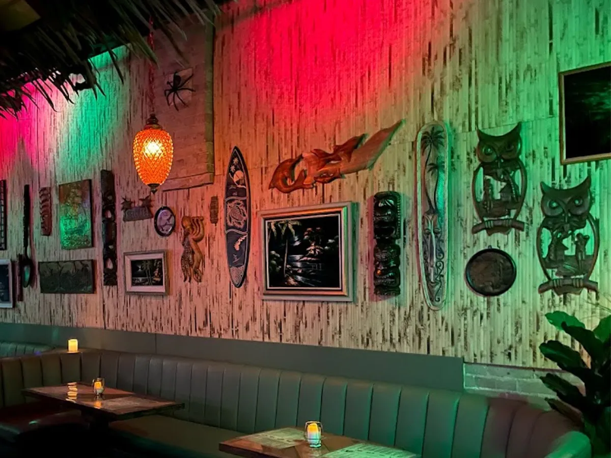 15162 tarantula tiki bar shaking