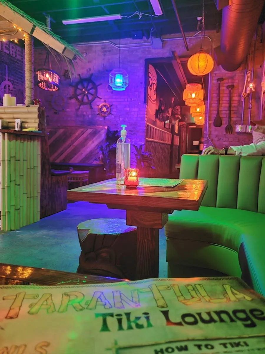 15162 tarantula tiki bar tools