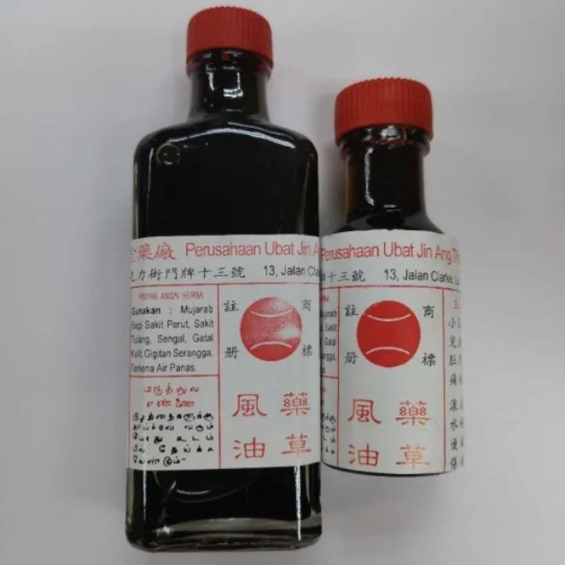 15501 man using minyak tarantula